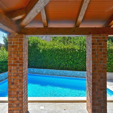 Ferienhaus Mit Privatpool Fuer 5 Personen Ca 80 Qm In Liznjan, Istrien Suedkueste Von Istrien Extérieur photo
