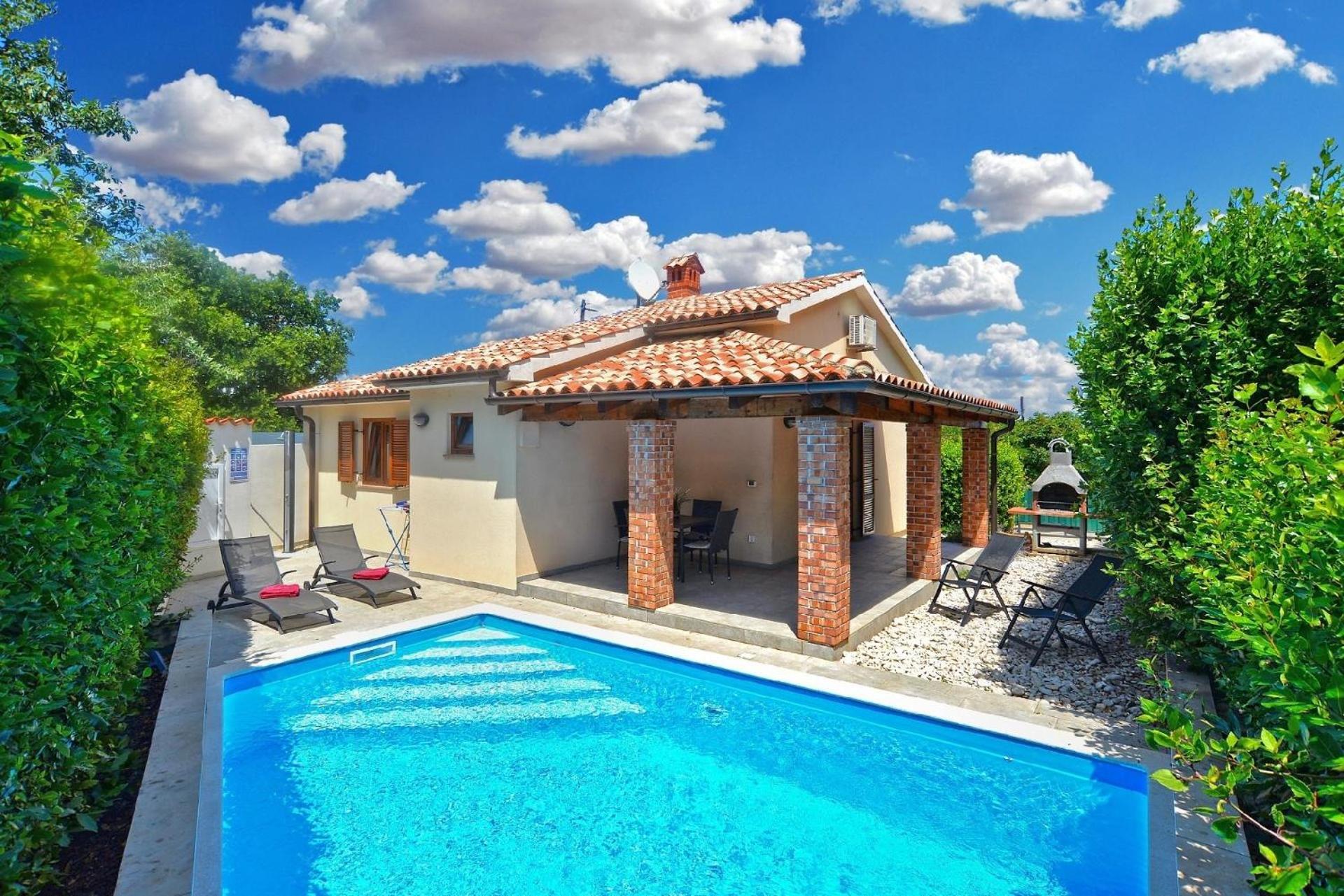 Ferienhaus Mit Privatpool Fuer 5 Personen Ca 80 Qm In Liznjan, Istrien Suedkueste Von Istrien Extérieur photo